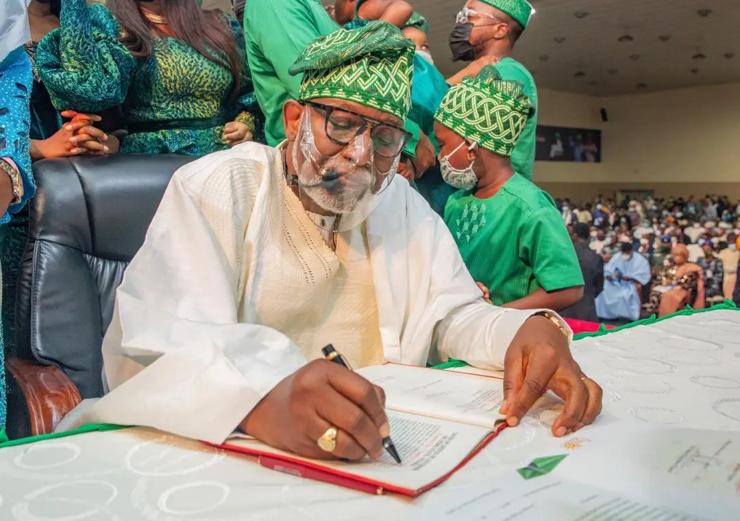 Akeredolu’s family announces burial date Akeredolu’s family announces burial date