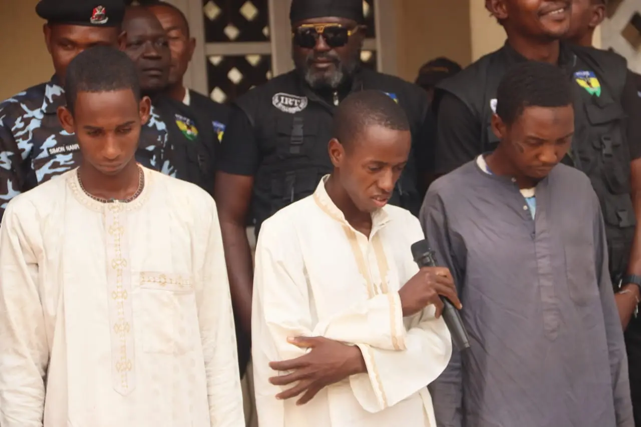 Police arrest, parade three kidnappers responsible for abductions in Bwari Police arrest, parade three kidnappers responsible for abductions in Bwari