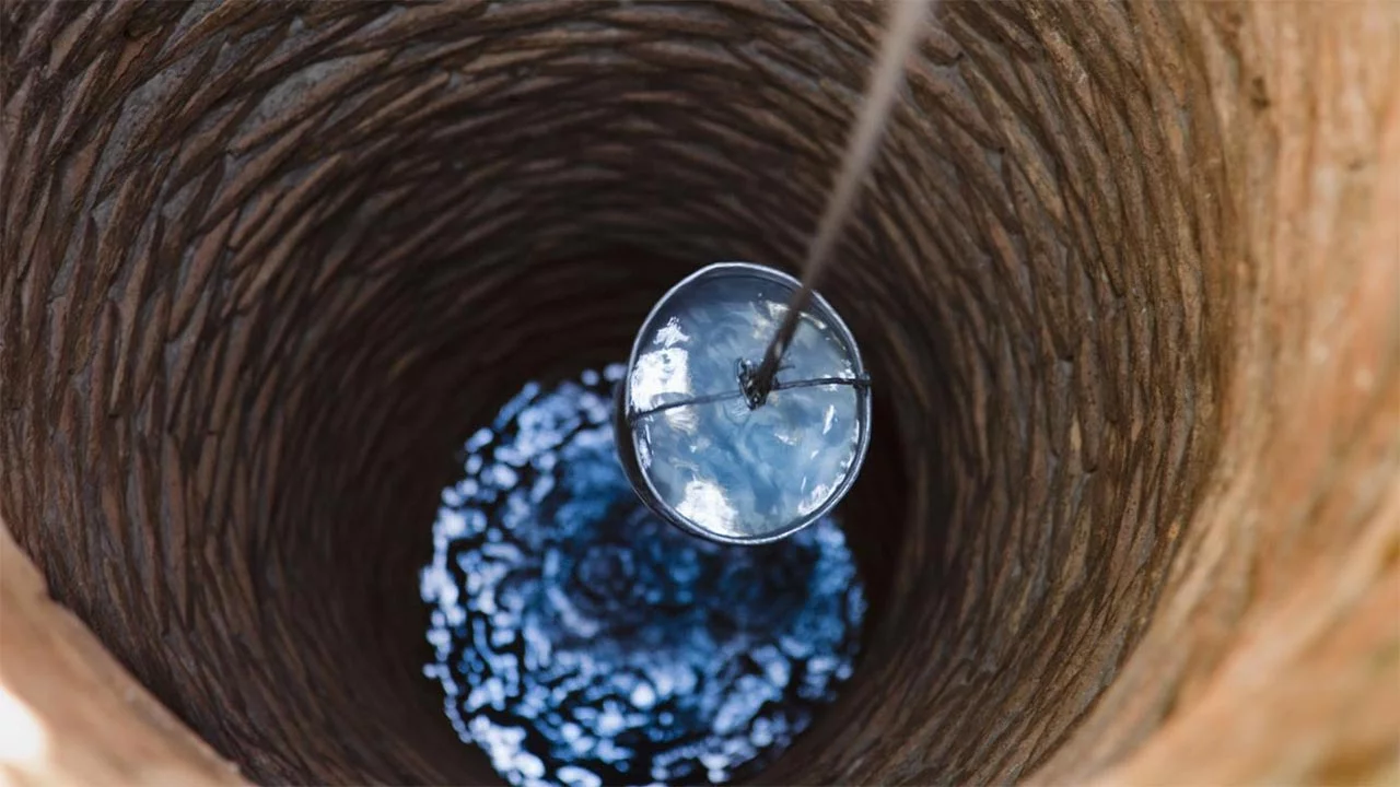 Man, son, neighbour drown in well Man, son, neighbour drown in well