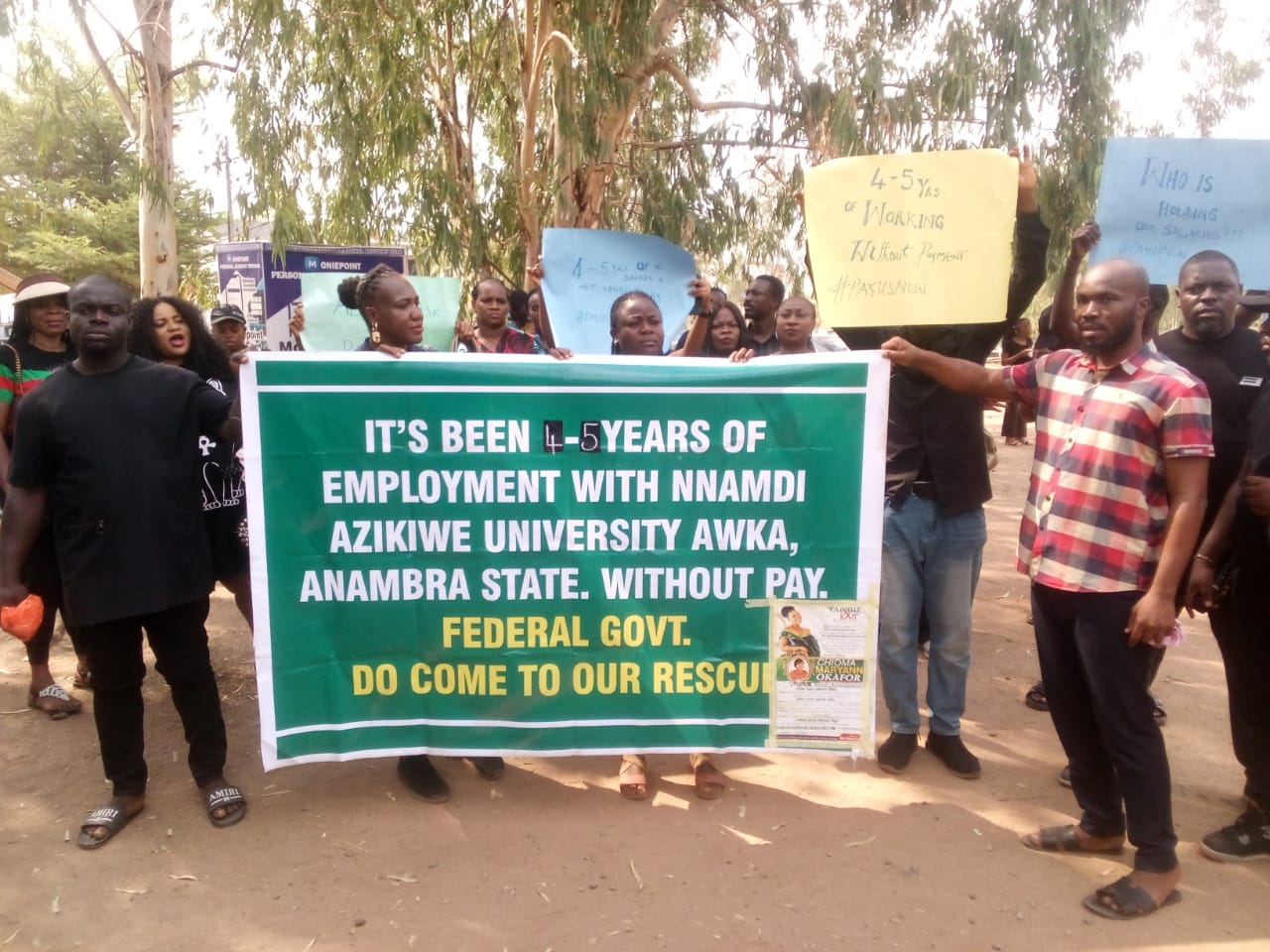 UNIZIK lecturers protest five years non-payment of salaries UNIZIK lecturers protest five years non-payment of salaries