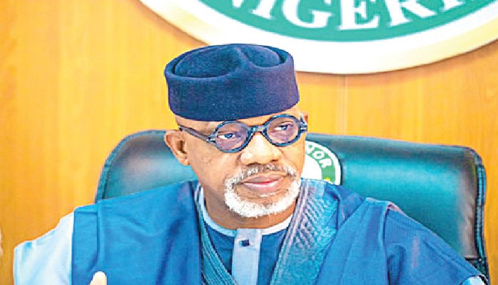 Ogun govt to probe monarch seen molesting man in viral video Ogun govt to probe monarch seen molesting man in viral video