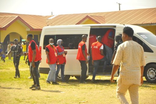 EFCC nabs four Chinese, 27 other suspected illegal miners in Jos EFCC nabs four Chinese, 27 other suspected illegal miners in Jos