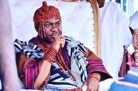 Ondo Gov inaugurates Olowo as chairman of State Council of Obas Ondo Gov inaugurates Olowo as chairman of State Council of Obas