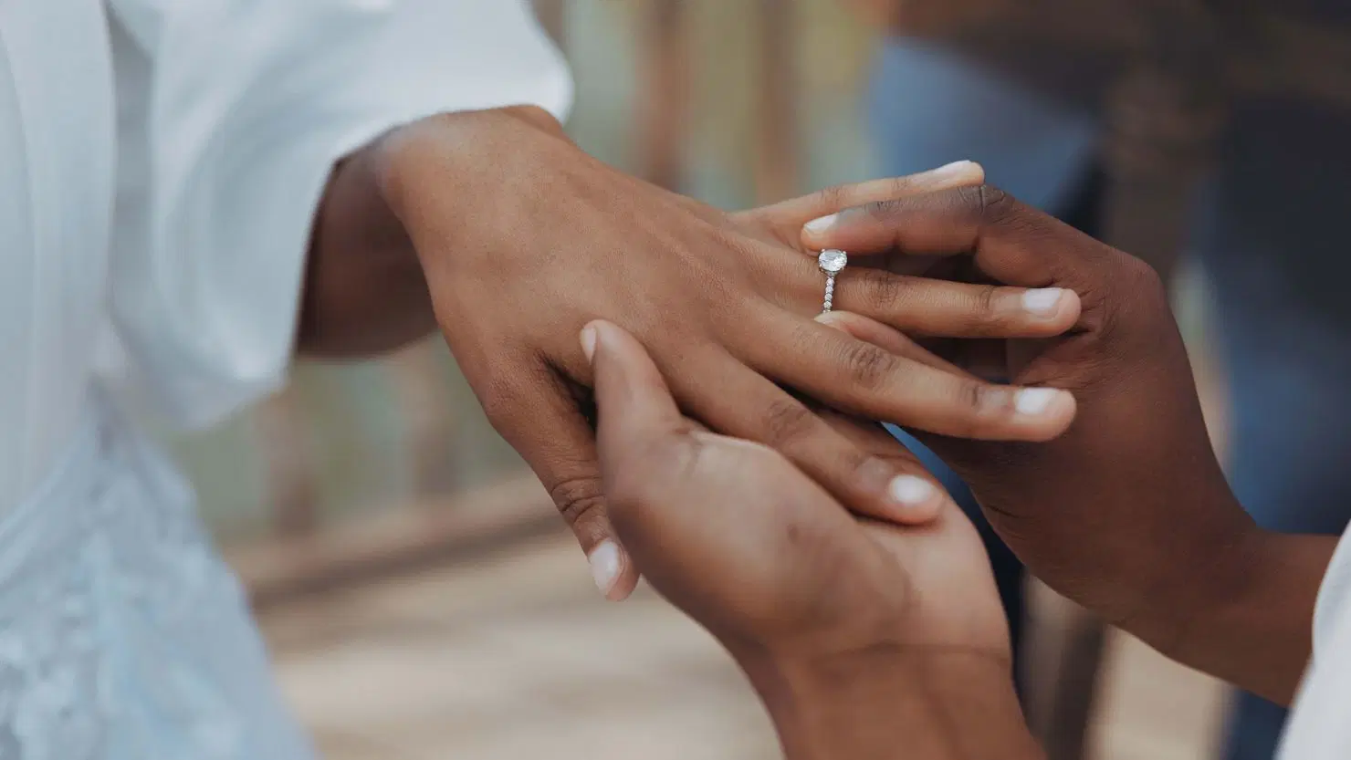 Countries that pay single people to get married