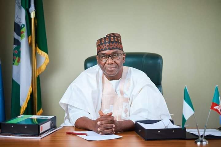 Kwara Gov approves N70,000 minimum wage for civil servants