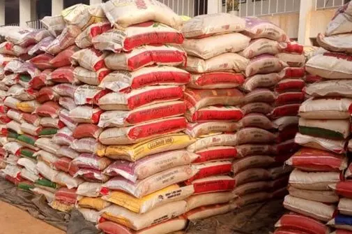 FG commences sale of 50kg rice at N40,000 FG commences sale of 50kg rice at N40,000