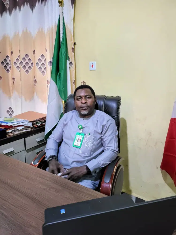 Many injured as two Edo council chairmen impeached Many injured as two Edo council chairmen impeached