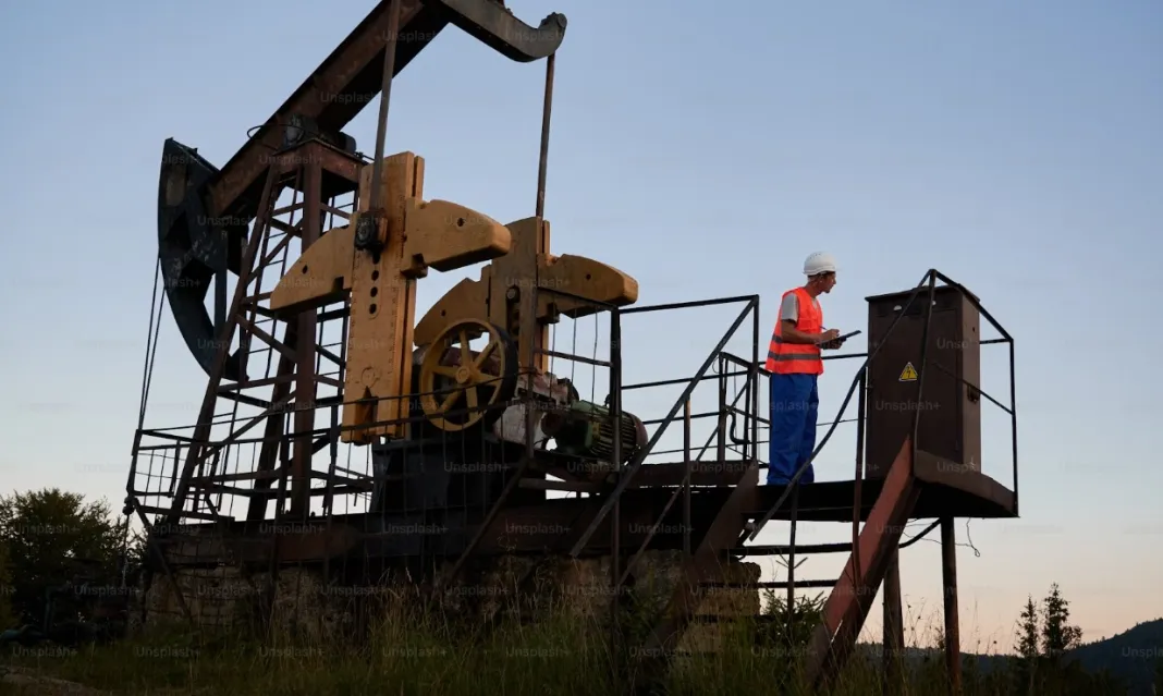 Nigeria’s oil output hits 1.53 MBpd, meeting OPEC quota for first time