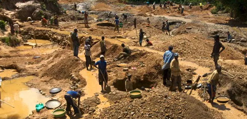 13 die, many trapped in Zamfara mining pit collapse
