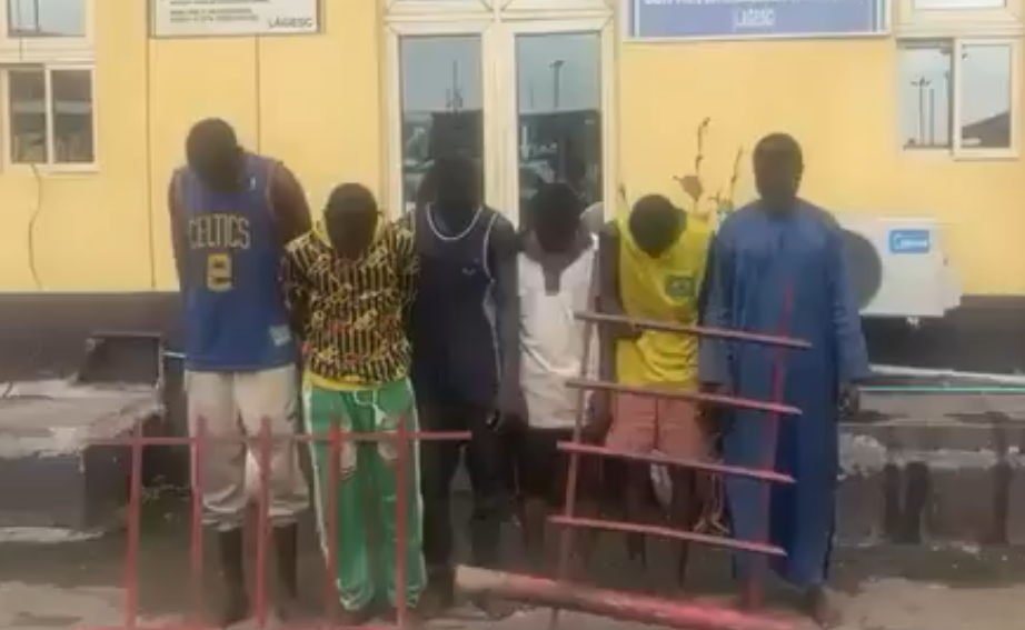 LASG arrests six persons for vandalising road barricade