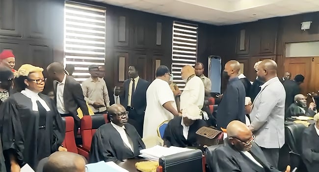 Nnamdi Kanu to defend himself in court as lawyers withdraw from trial Nnamdi Kanu to defend himself in court as lawyers withdraw from trial