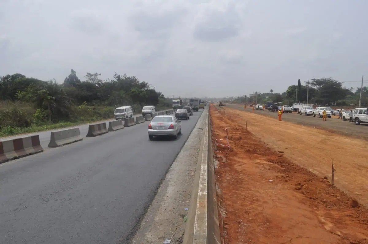 FG announces six-week partial closure of Lagos–Ibadan Expressway for bridge repairs